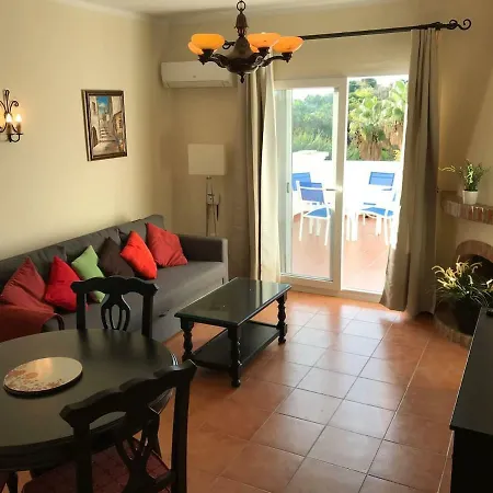 Casa Fiona Daire