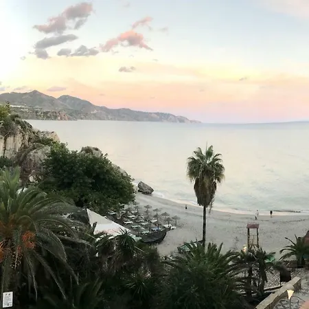Casa Fiona Daire Nerja