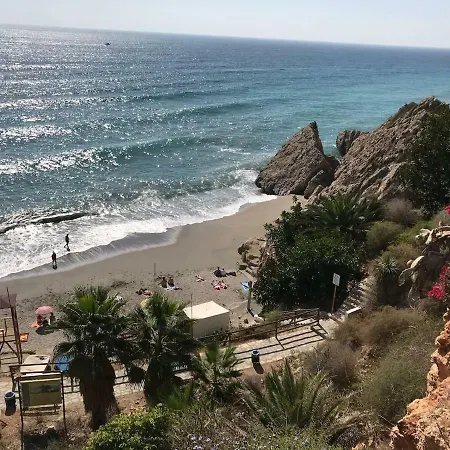 Casa Fiona Daire Nerja